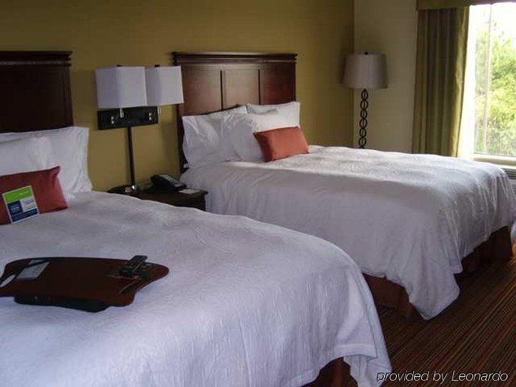 Hampton Inn Covington Room photo