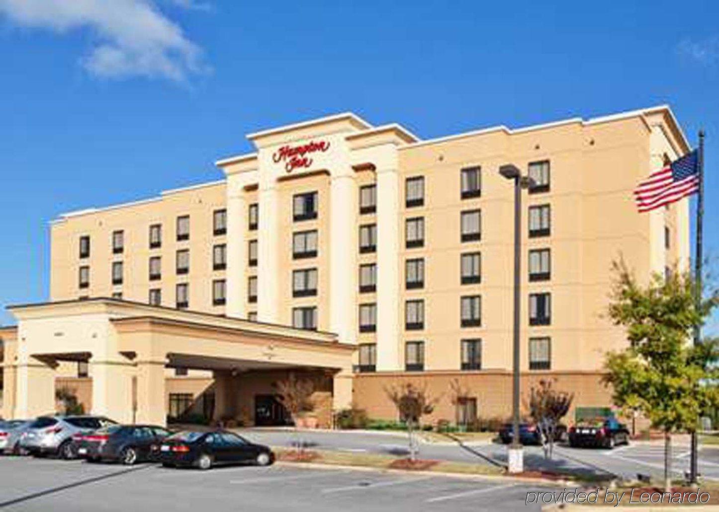 Hampton Inn Covington Exterior photo