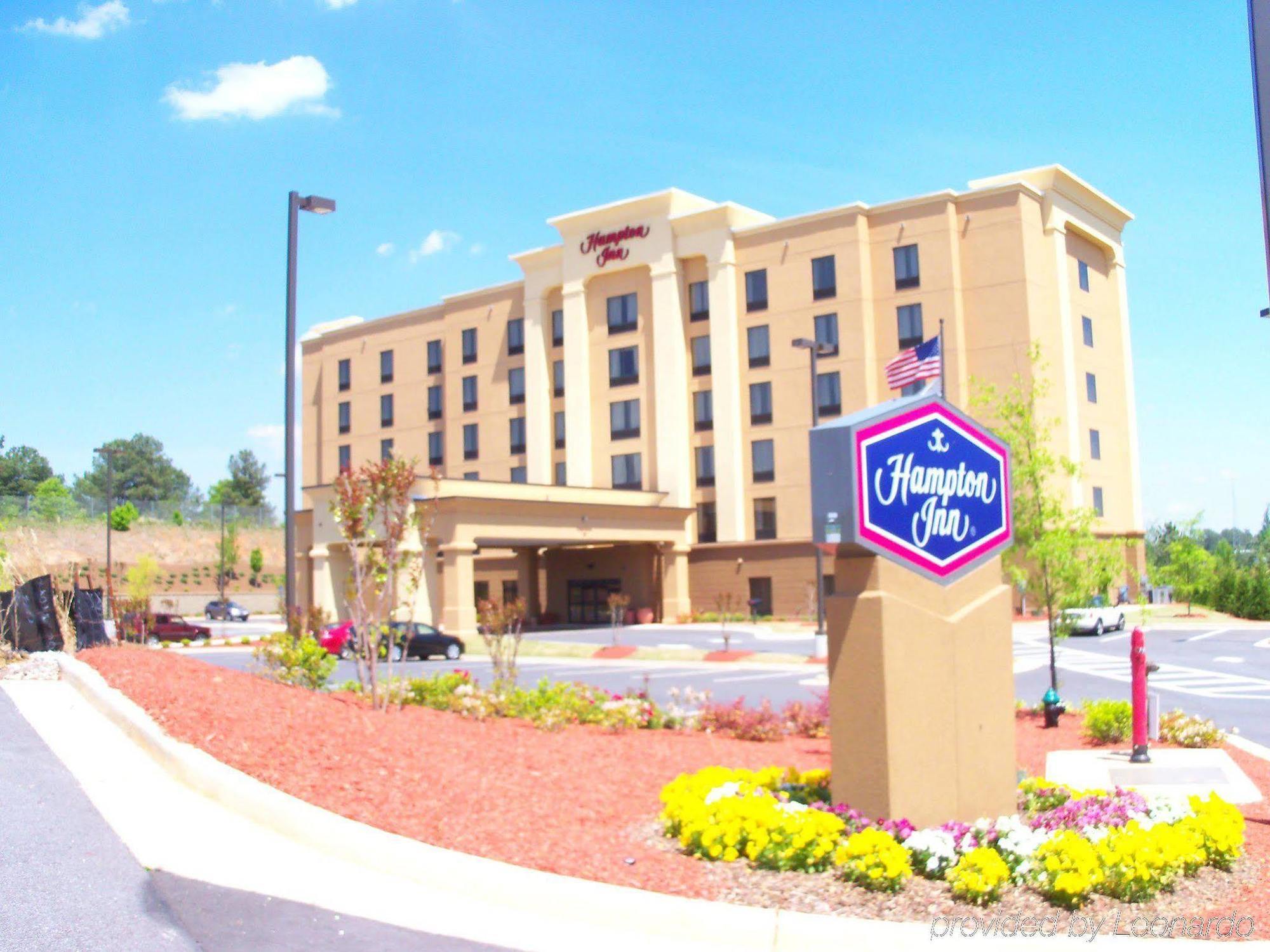 Hampton Inn Covington Exterior photo