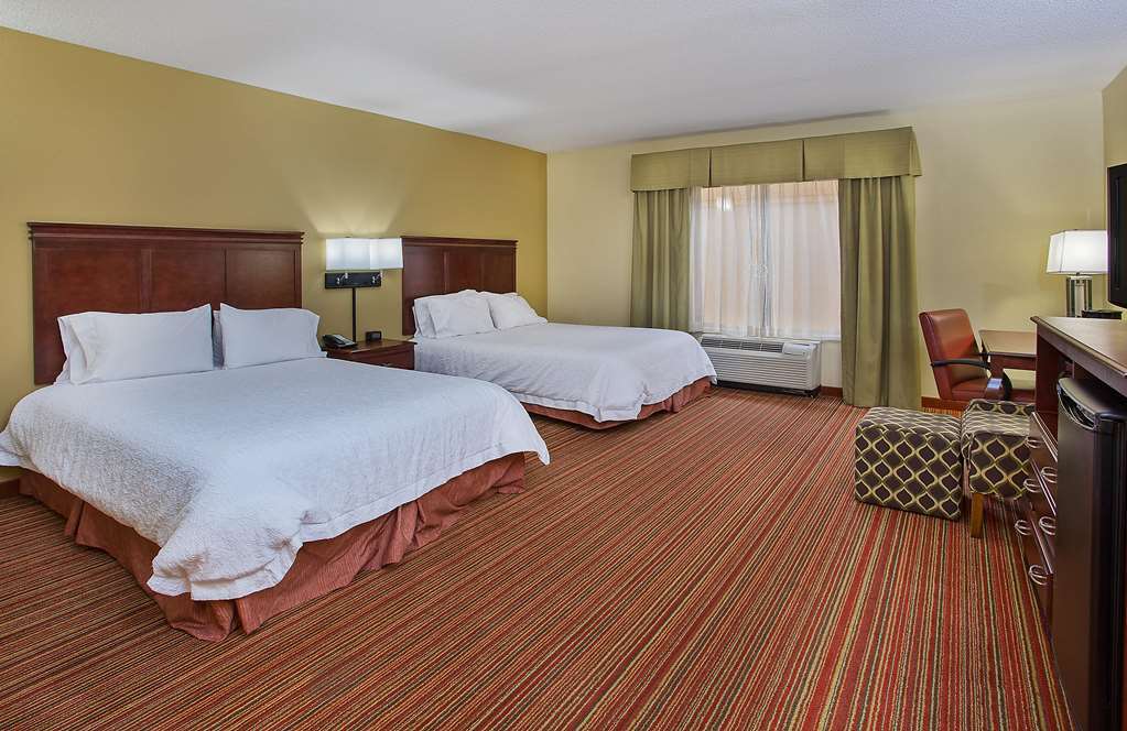 Hampton Inn Covington Room photo